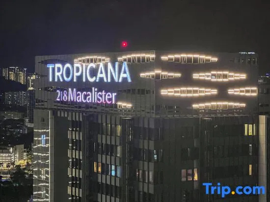 Tropicana 218: Spacious Luxury City 3BR 3car 11pax