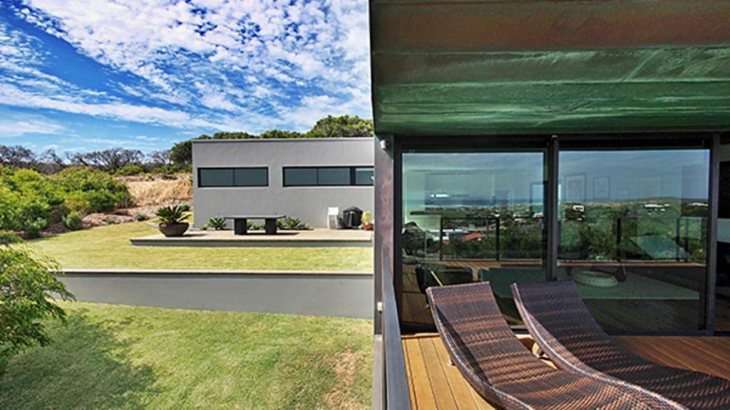 The Roozen Residence by null