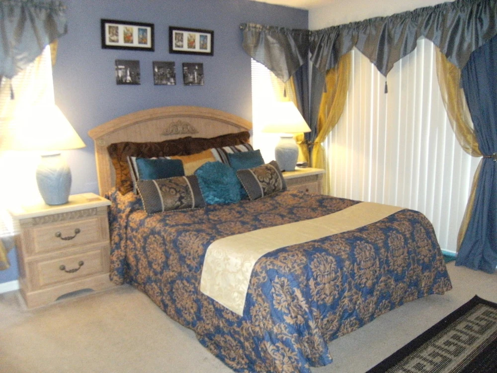 Prime Location In Secure Safe 247 Manned Gatehouse Community With Clubhouse