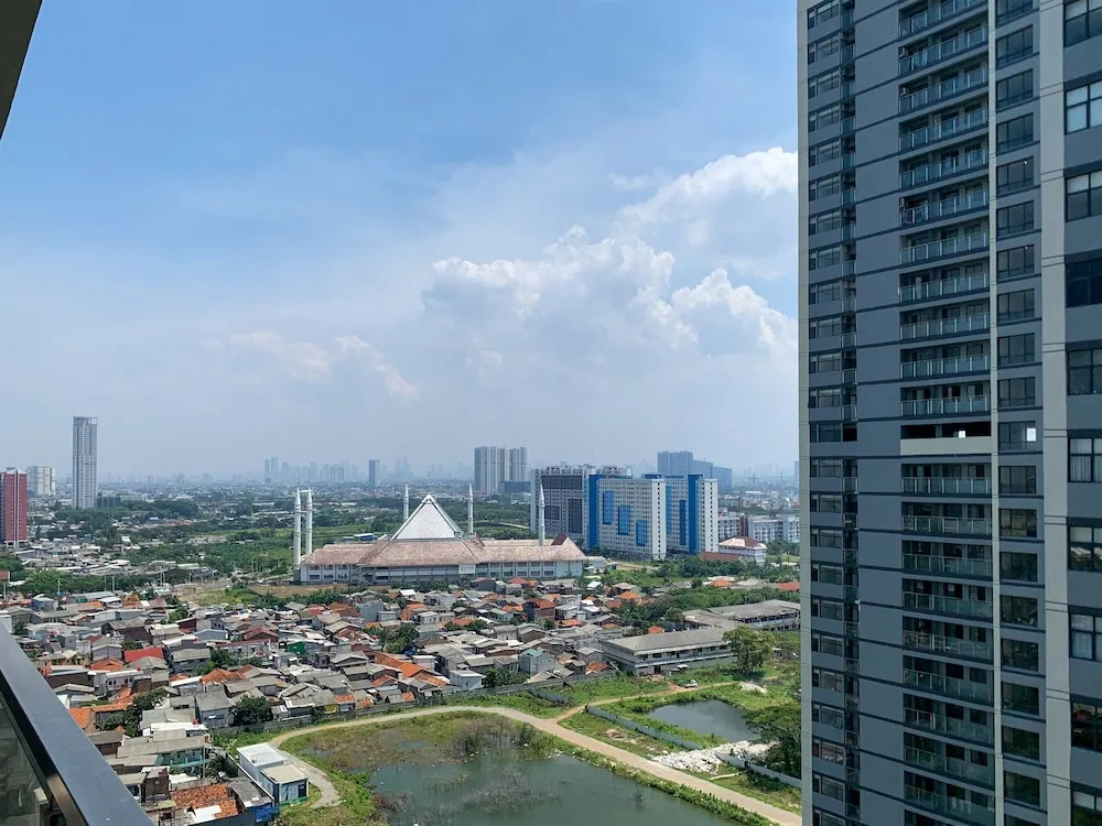 Comfort And Enjoy Living 2Br At Daan Mogot City Apartment