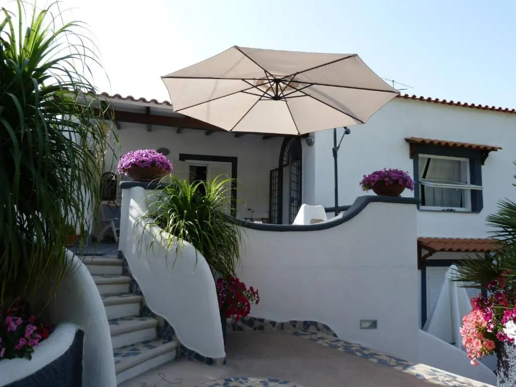 Standard Double room with garden view (full double bed)