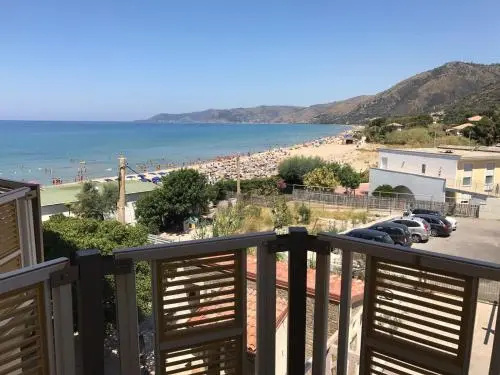 Balcony & Terrace