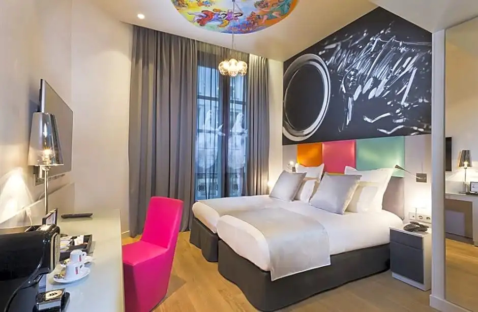 Lyric Hotel Paris 62