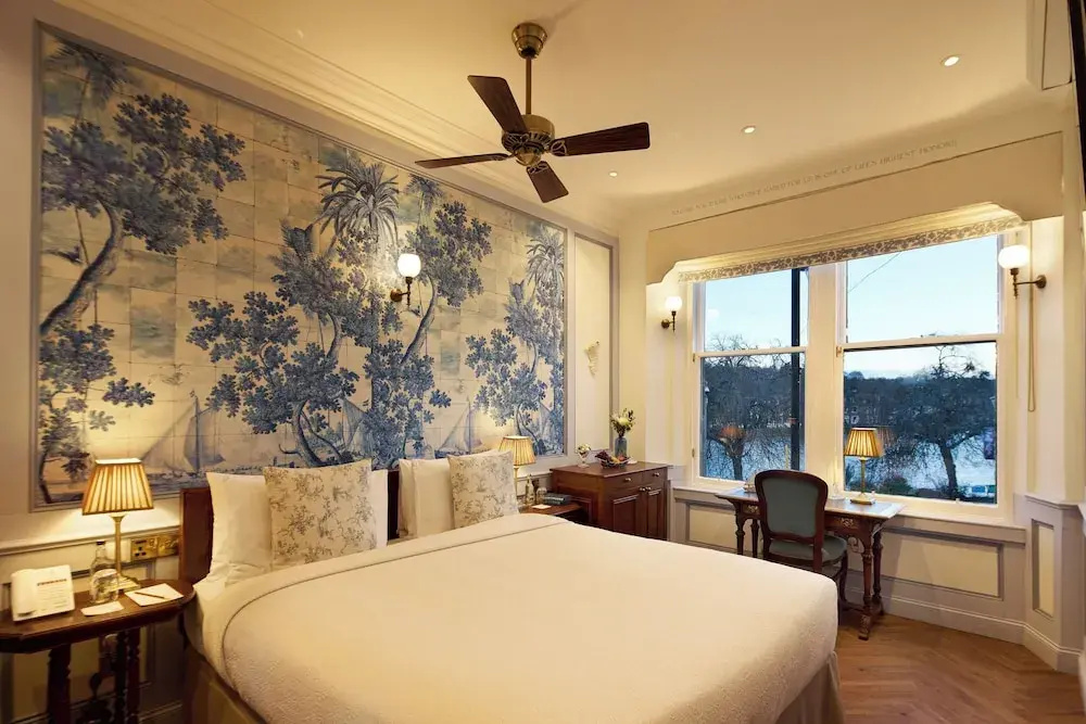 Superior Double room (full double bed)