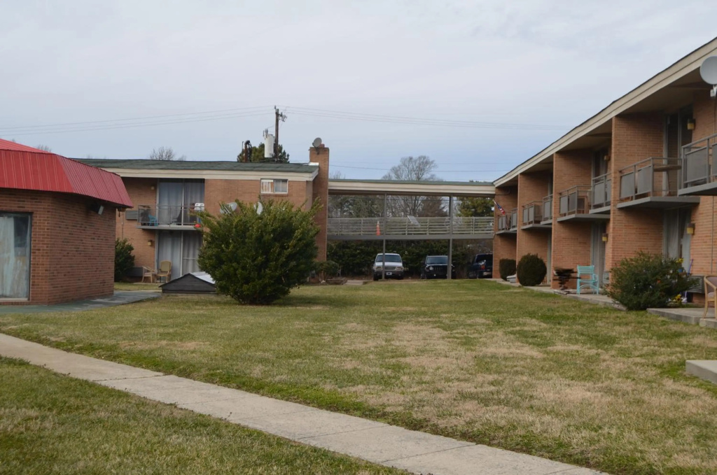 OYO Hotel Greensboro NC Southwest I-85