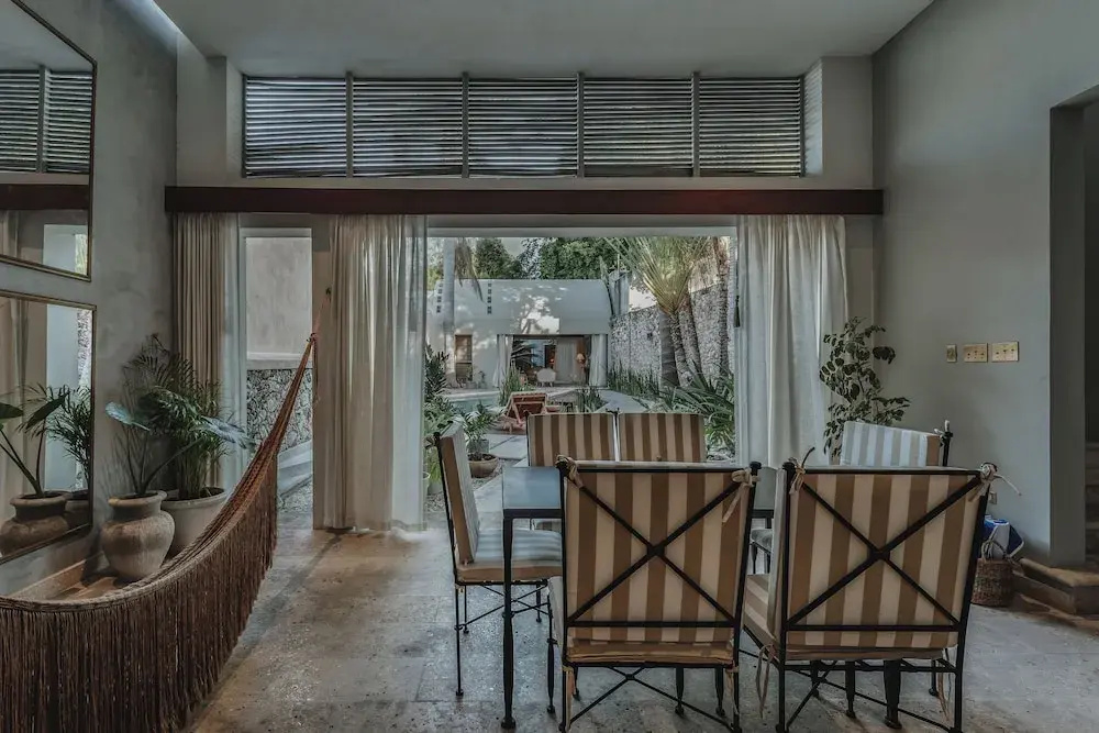 Casa Exclusiva Los Amigos, 4BDR by Cercana