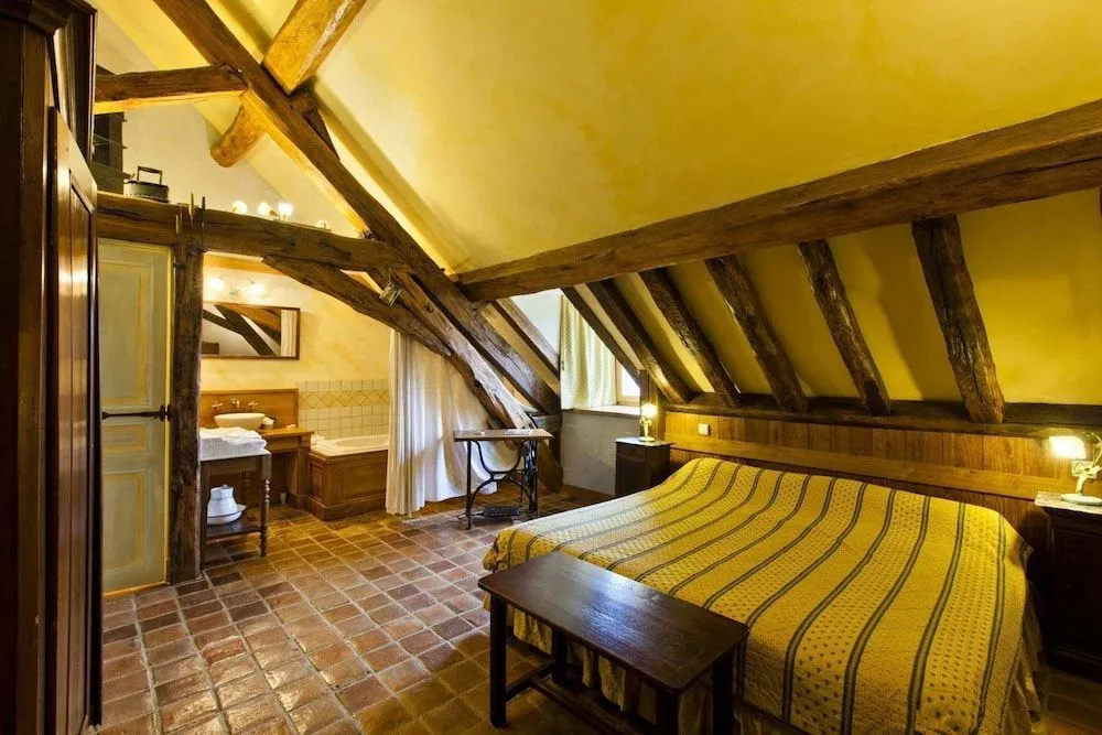 Balcony & Terrace