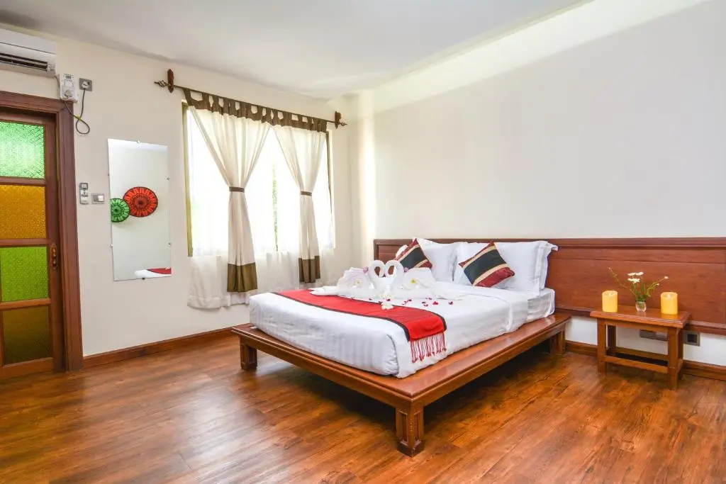 Hotel Queen Jamadevi - Chambres