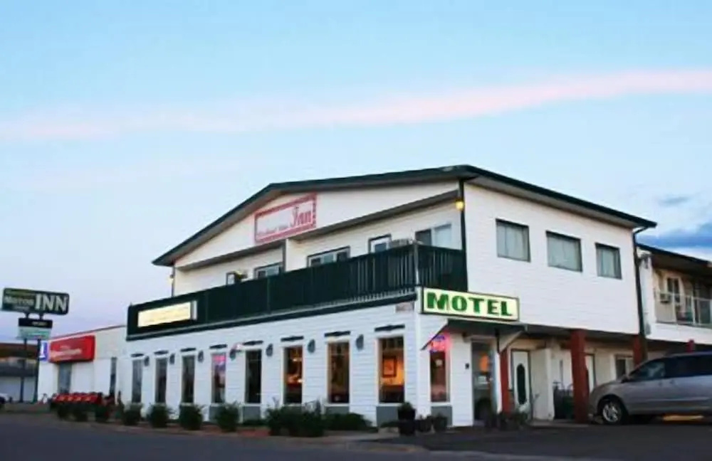 Woodland Motor Inn