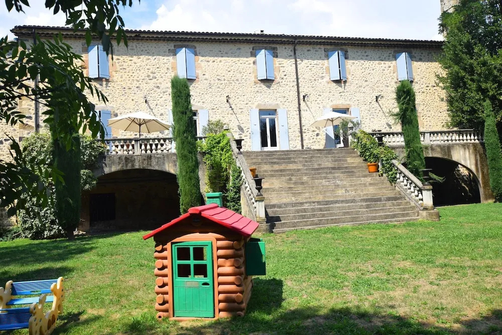 Holiday Home in Ardeche Near Chateau de Ventadour