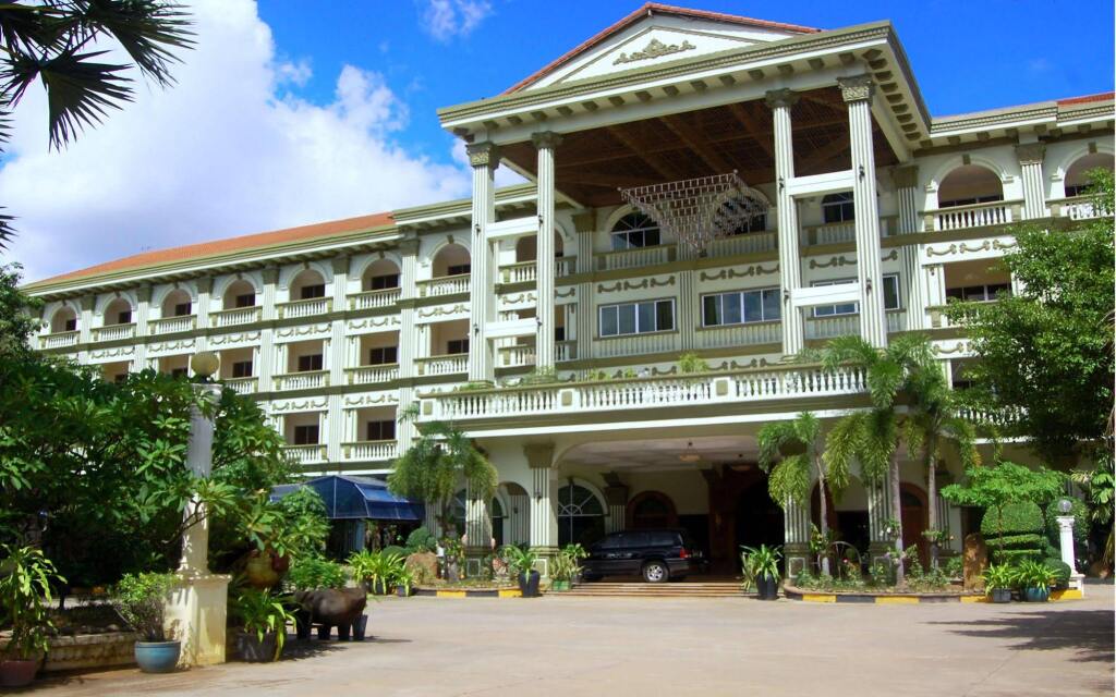 Angkor Hotel by null