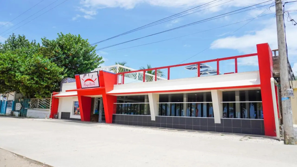Hotel Playa Divina