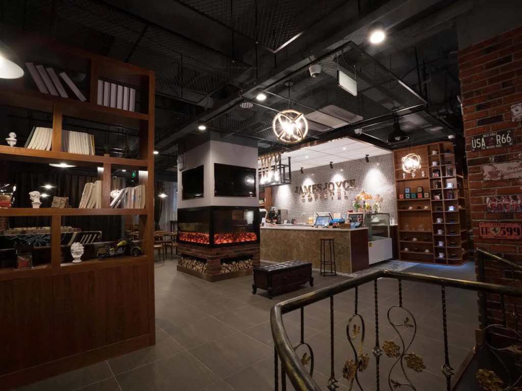 Food & Beverage