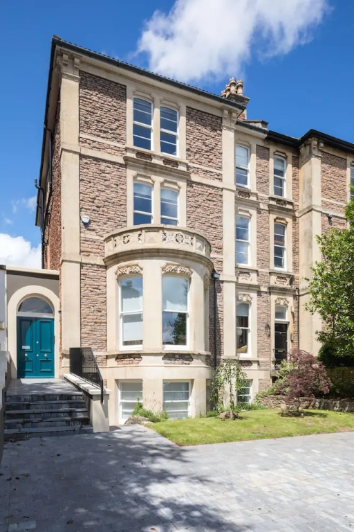 Exceptional Renovated Period Home in Clifton