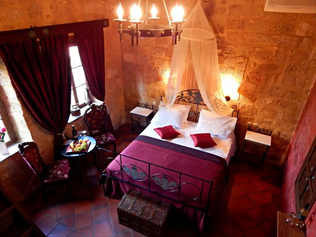 S. Nikolis Historic Boutique Hotel - Chambres