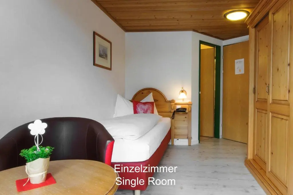 Hotel Hirschen - Chambres