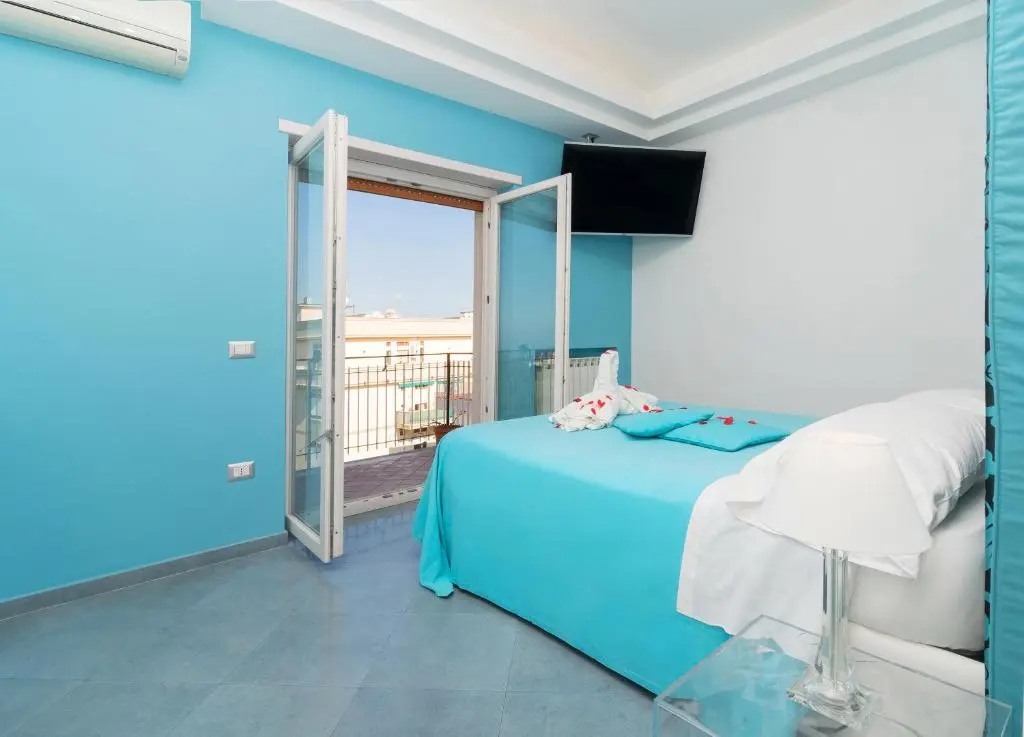 Standard Double room (full double bed)