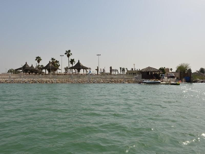 Beach & Waterfront