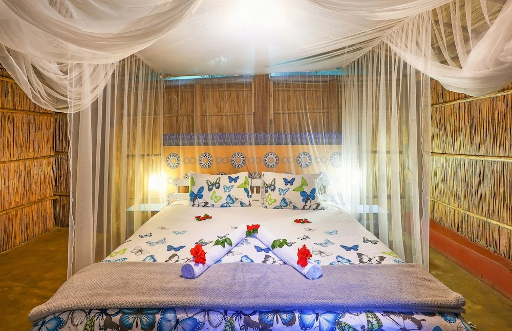 Gala-Gala Eco Resort - Chambres