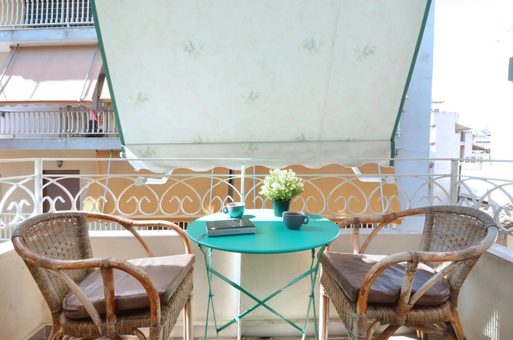 Stathmos Larissis C, a cozy 2BR Apartment, Close to Metro Station. 6