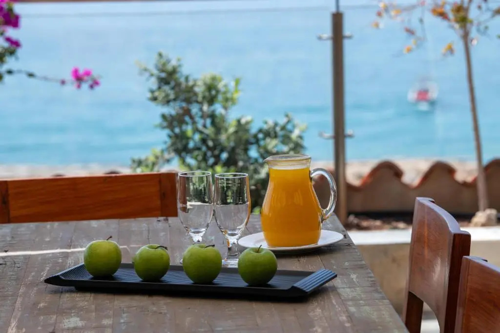 Coral Beach Hotel and Resort - Général