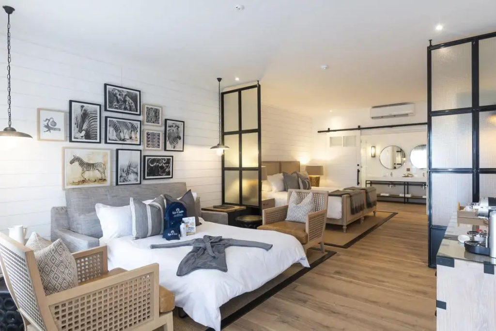 Luxury room