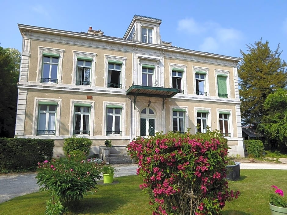 Château de Pougy