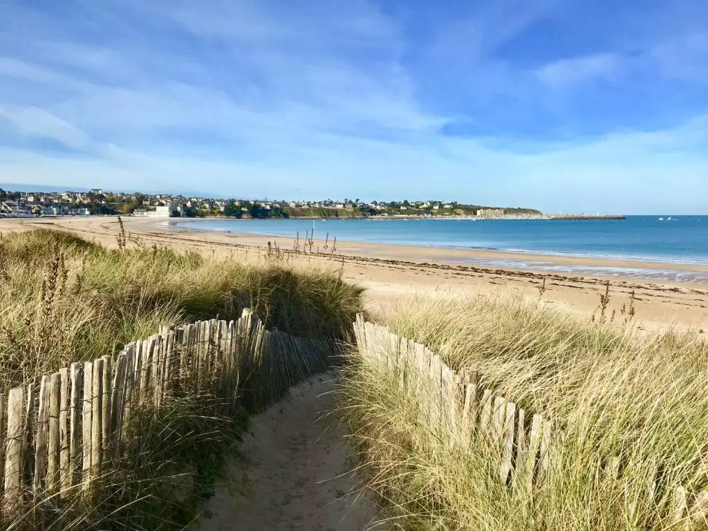Beach & Waterfront