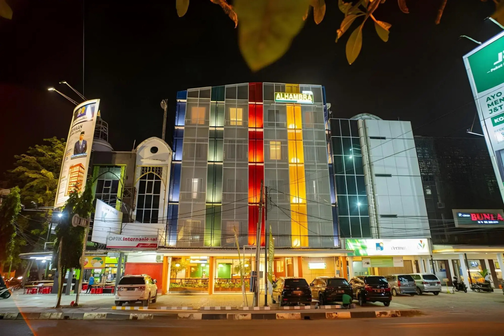 Alhambra Hotel Banda Aceh - фото 22