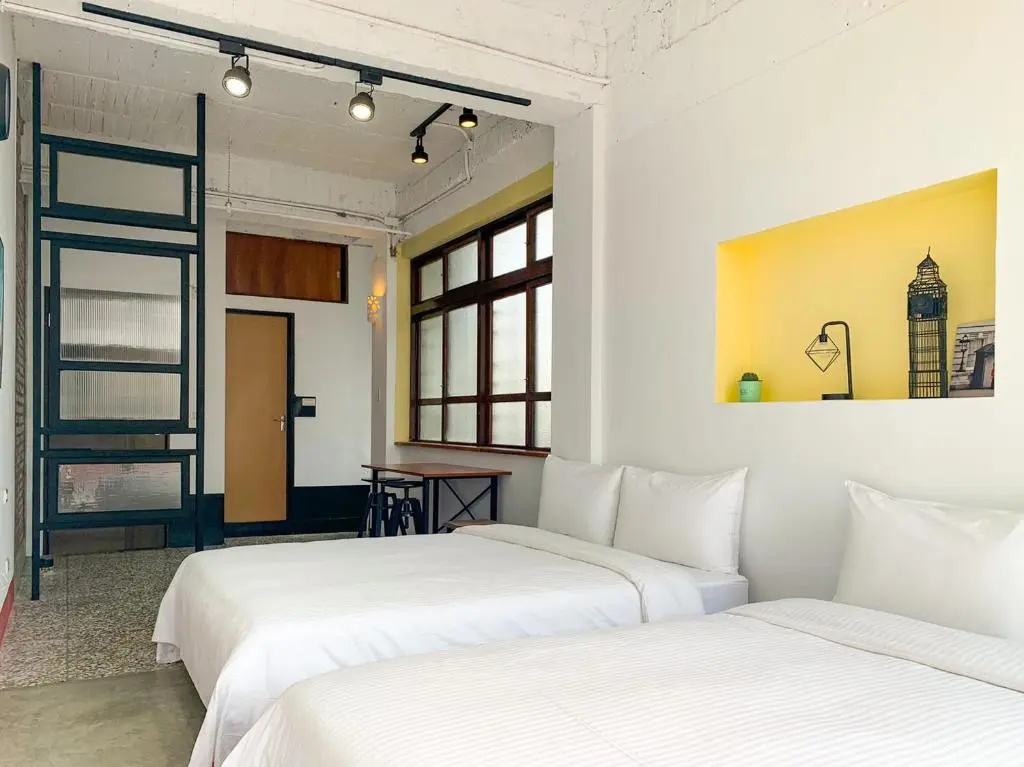 Deluxe Family Suite