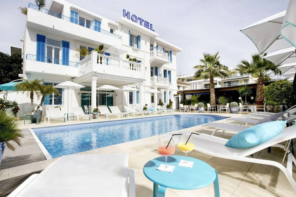 Hotel photo 11