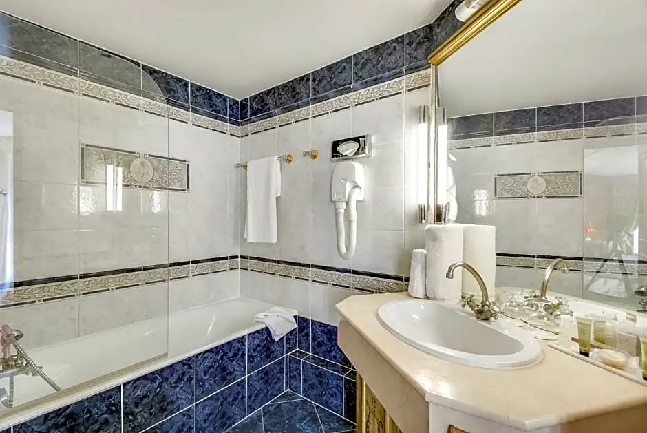Luxury room