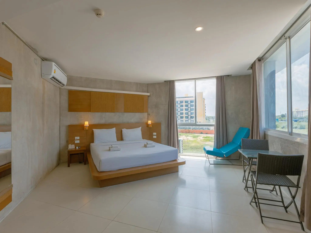 B2 Jomtien Pattaya Boutique & Budget Hotel — фото