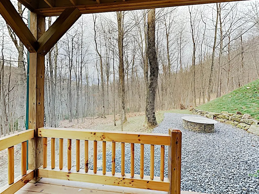 Mountain-chic W/ Fireplace & Wraparound Deck! 4 Bedroom Home