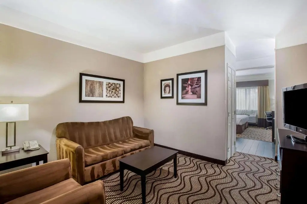 La Quinta Inn & Suites by Wyndham Pasadena - Chambres