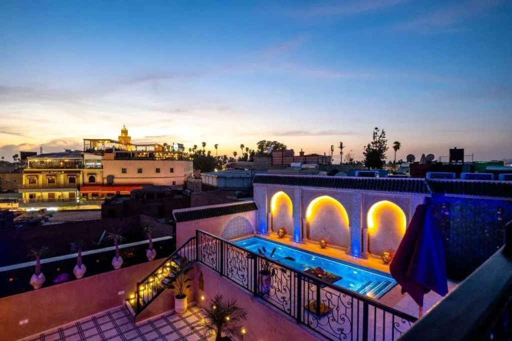 Hotel photo 12