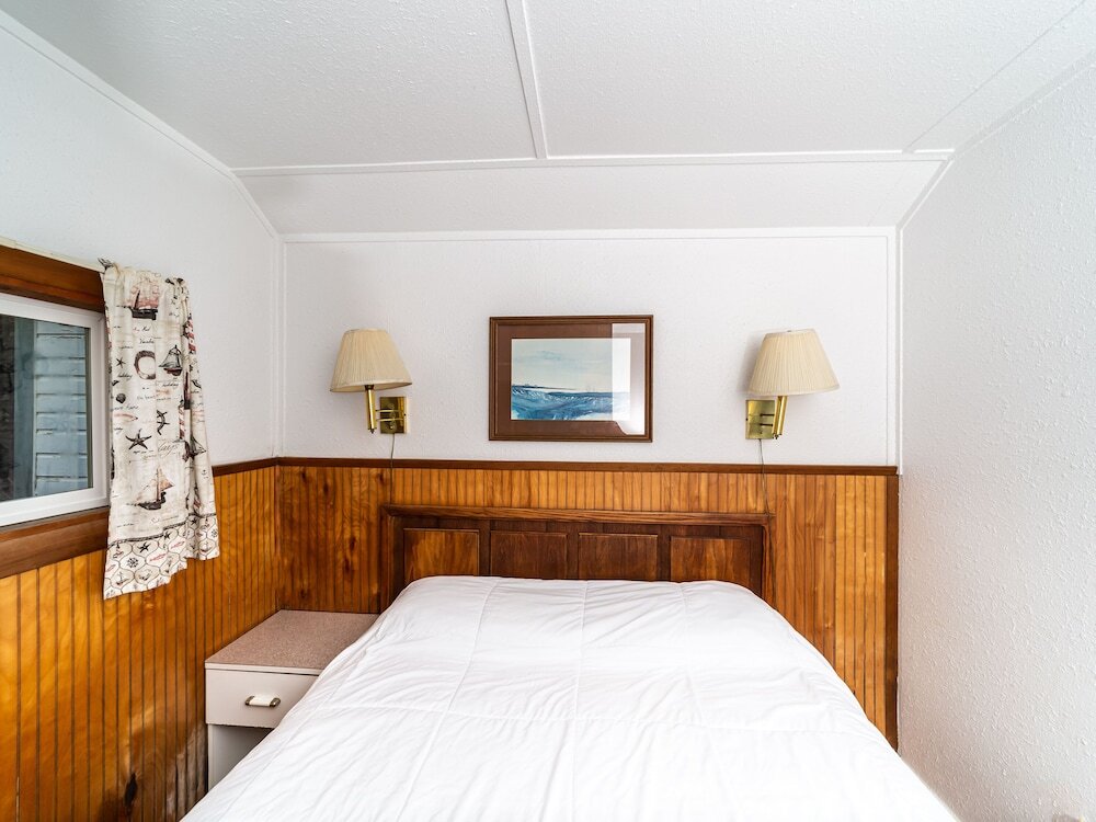 Oceanside Ocean Front Cabins by null
