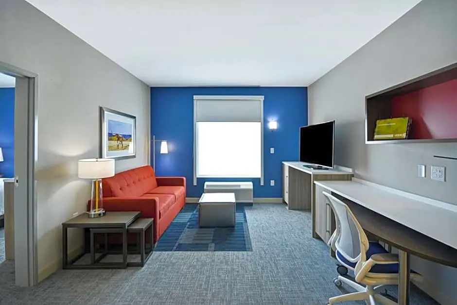 1 Bedroom Double Suite full double bed