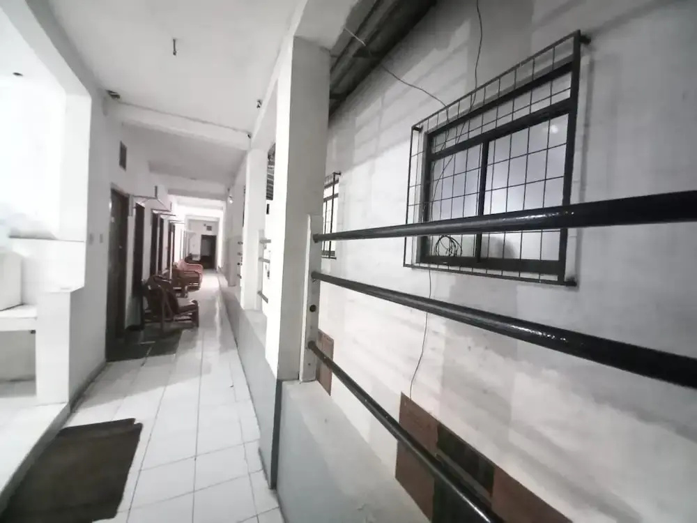 OYO 95096 Dewi Sudirman Guest House