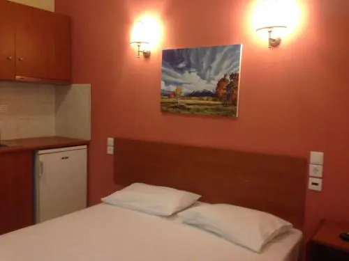 Marvi Hotel