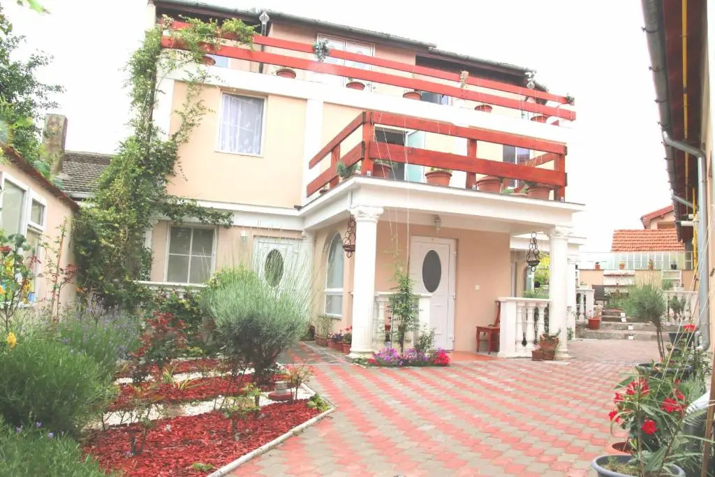YOX apartment 4
