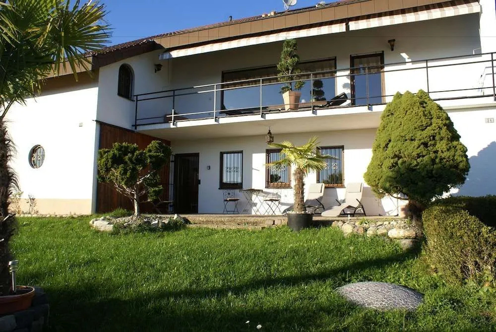Oasis Apartment