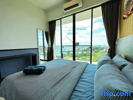 PD D’Wharf Seaview & Sunset Suite (up to 6 Pax)