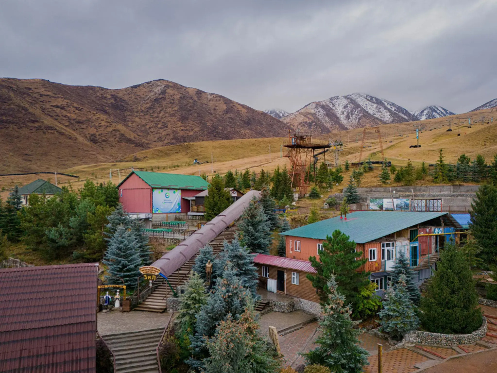 ZiL Ski Resort