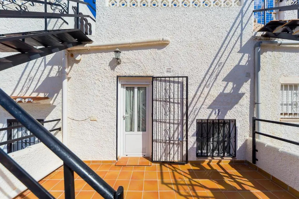 Balcony & Terrace