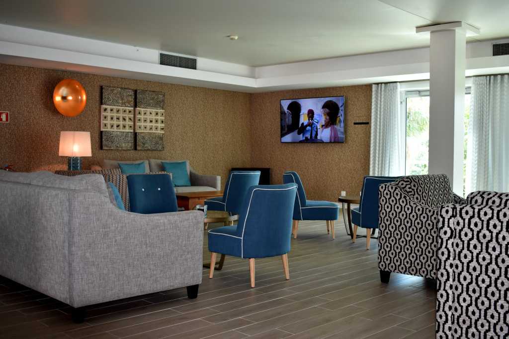 Lobby & Reception