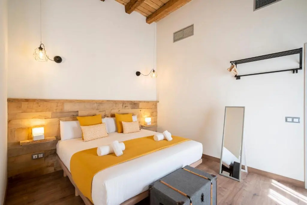 Standard room with balcony