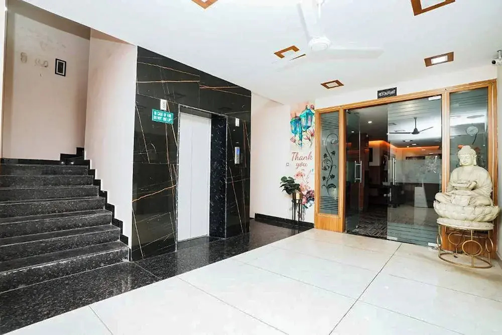 Hotel photo 12