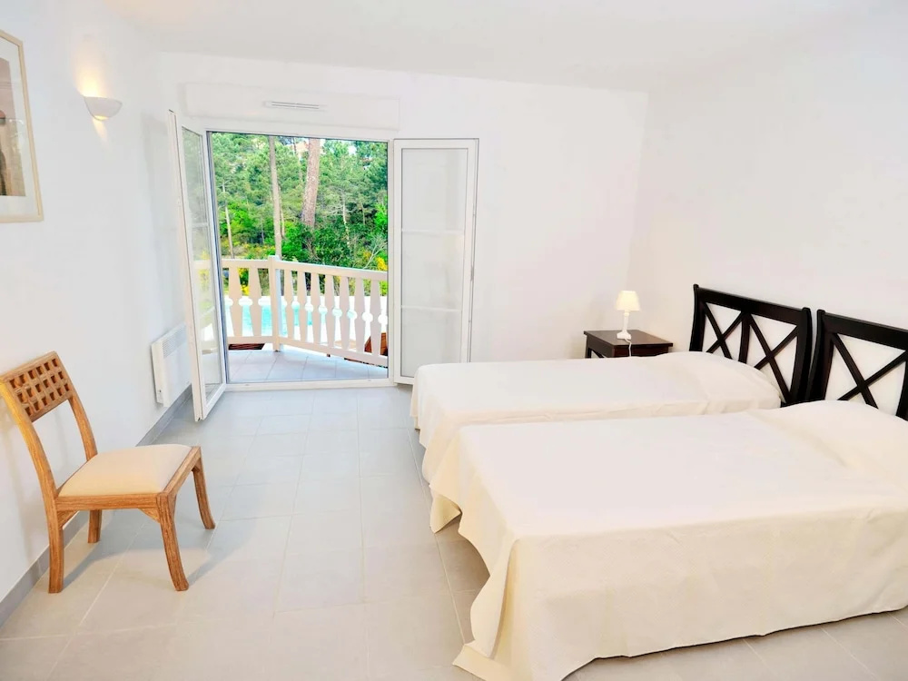Voir la photo 1 — Luxury Golf & Ocean Villa Escape