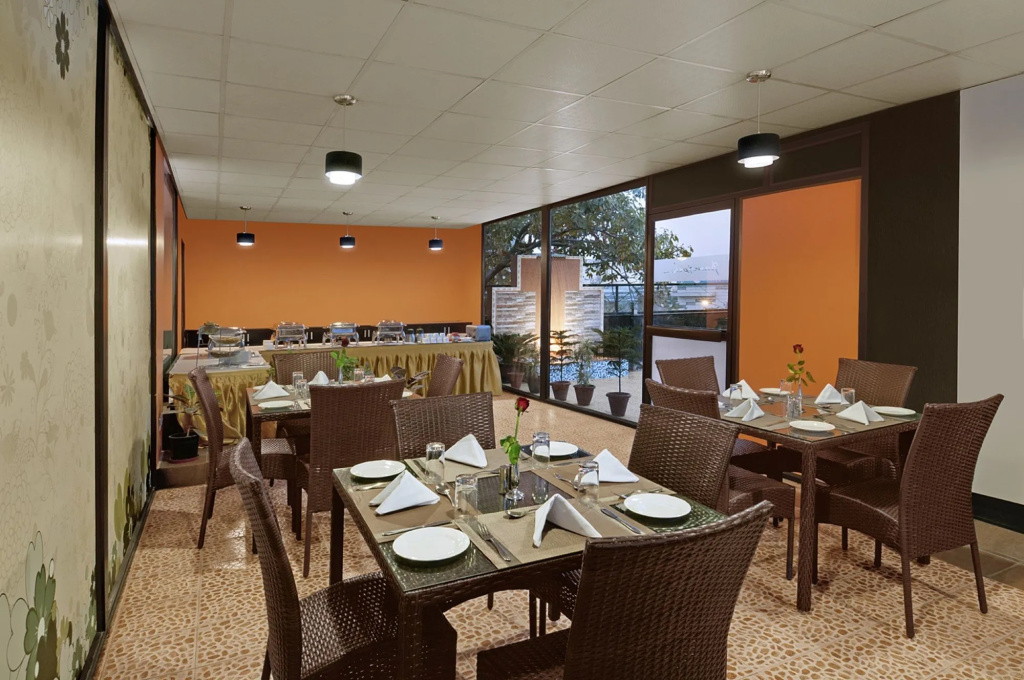 Food & Beverage